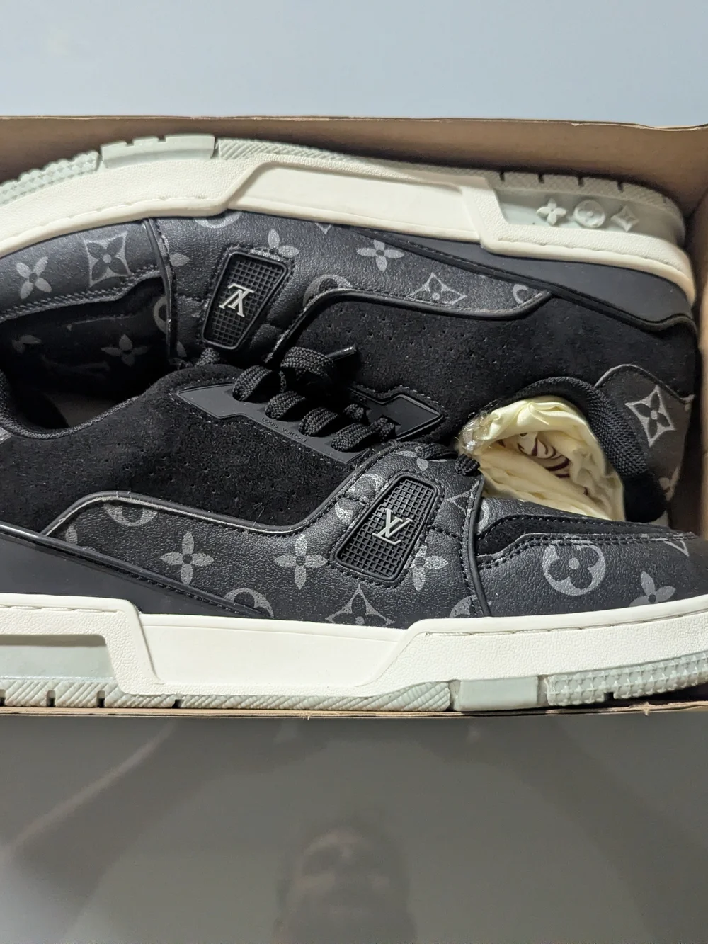 Louis Vuitton Black & Cream Monogram Low-Top Lace-Up Sneakers - Picture 1 of 9
